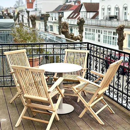 Kapitanshaus Lagune Hotel *